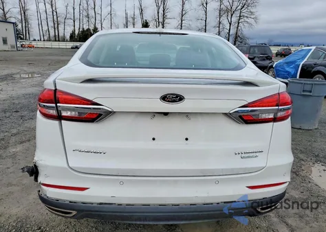 2019 Ford Fusion Titanium z USA, uszkodzony, nr VIN 3FA6P0K91KR260157